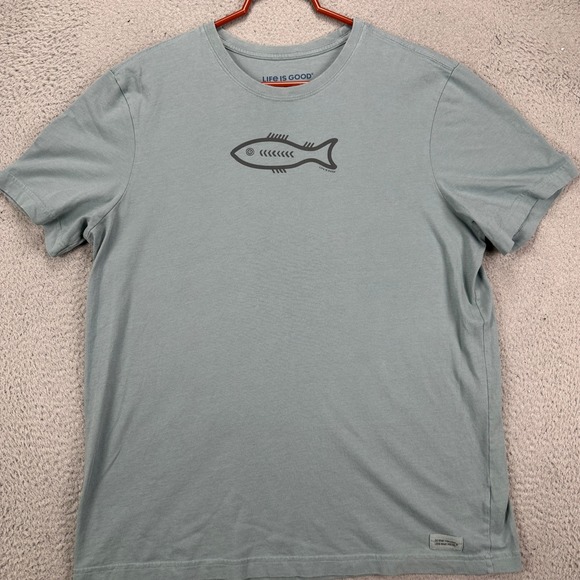 Life Is Good Men Fishing T-Shirt Large Gray Fish Print Crewneck Short Sleeve Tee